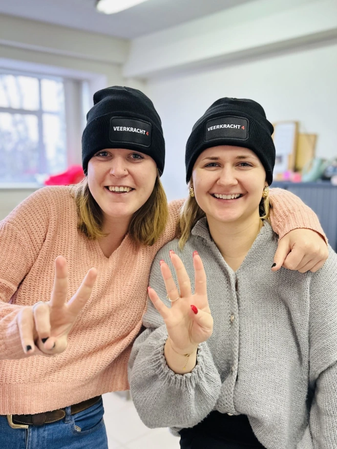 Lisa (Sociale Dienst) & Fébe (HR)